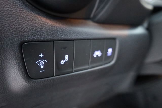 Used 2021 Hyundai Kona SEL Plus w/ Cargo Package image 18