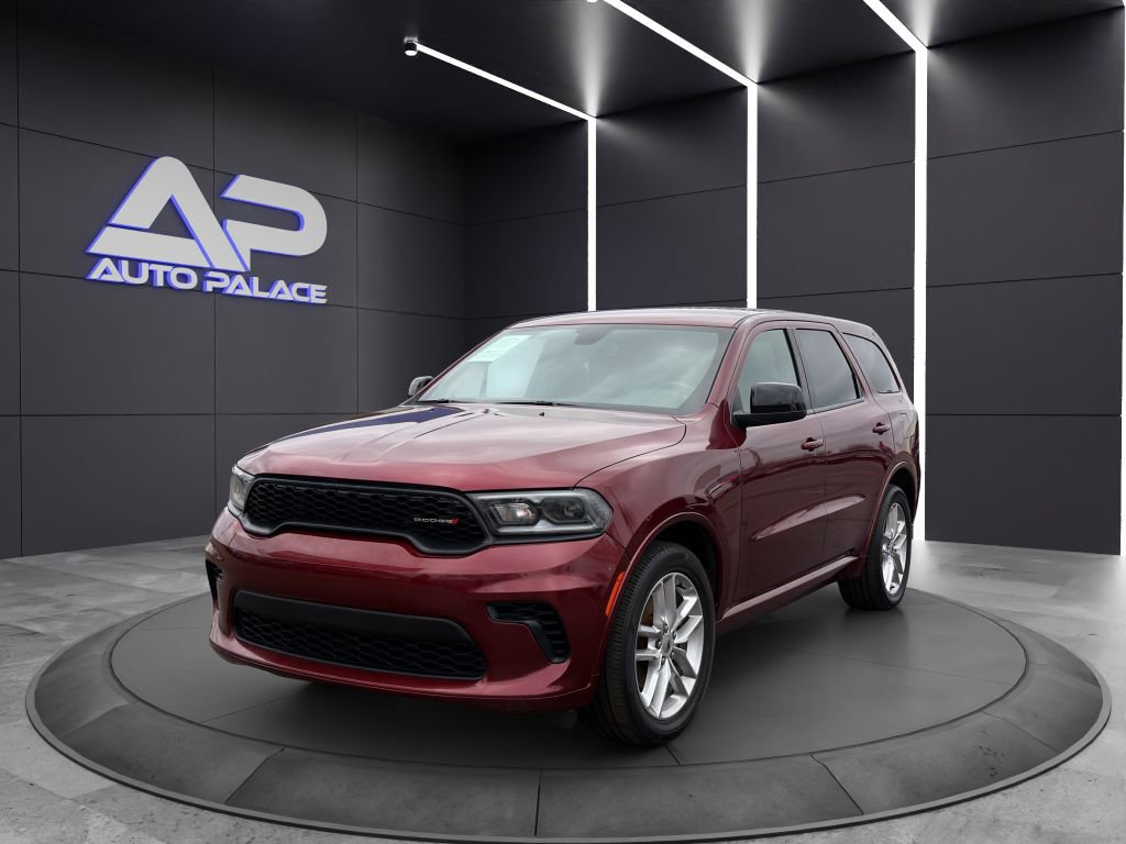 Used 2023 Dodge Durango GT image 1