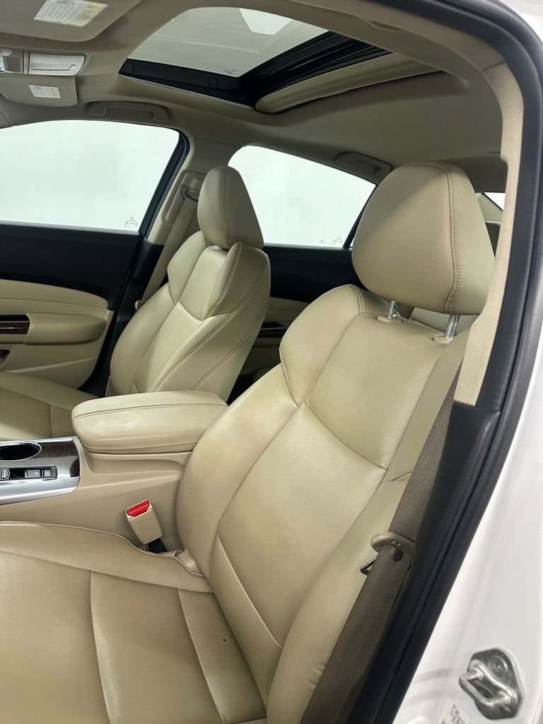 Used 2019 Acura TLX FWD image 12