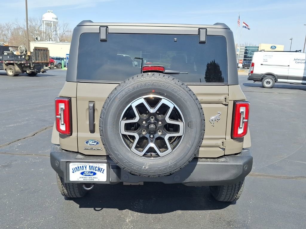 New 2026 Ford Bronco Outer Banks AWD/4WD image 25