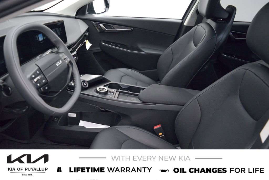 New 2025 Kia EV6 Wind image 10