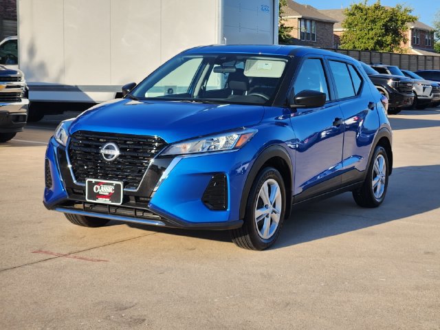 Used 2025 Nissan Kicks Play S FWD image 11