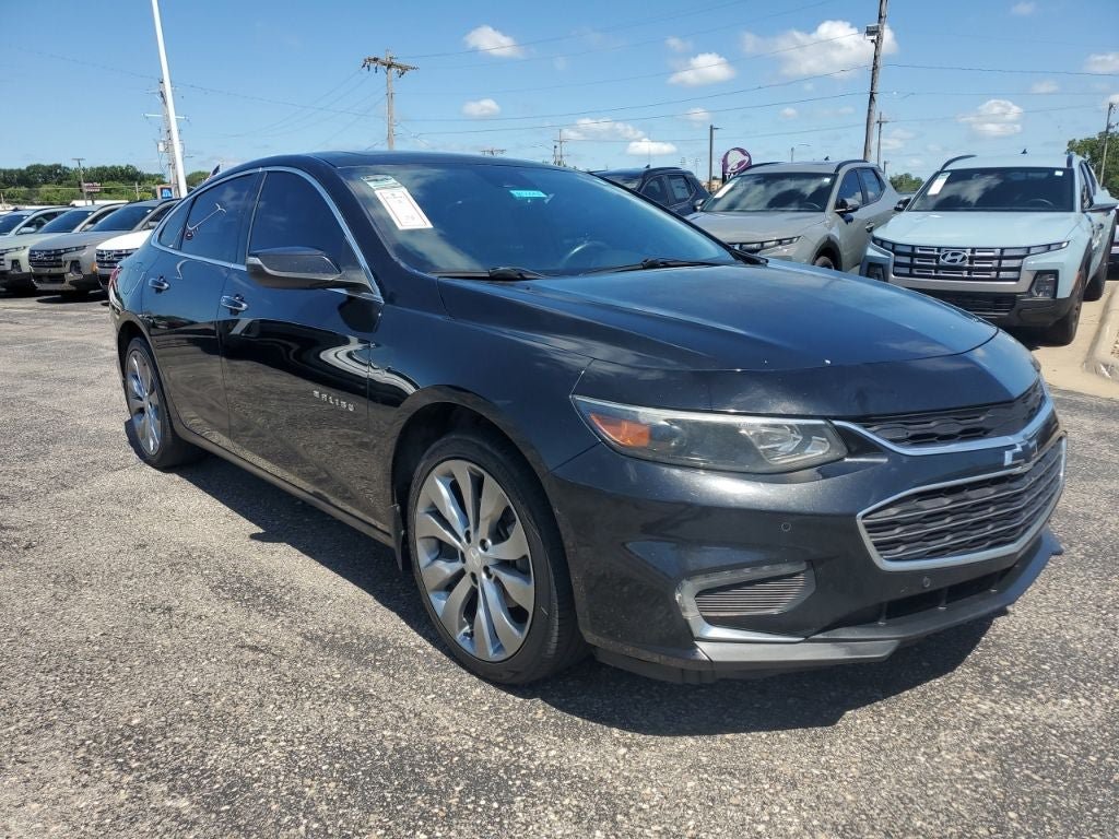 Used 2016 Chevrolet Malibu Premier w/ Driver Confidence Package FWD image 6