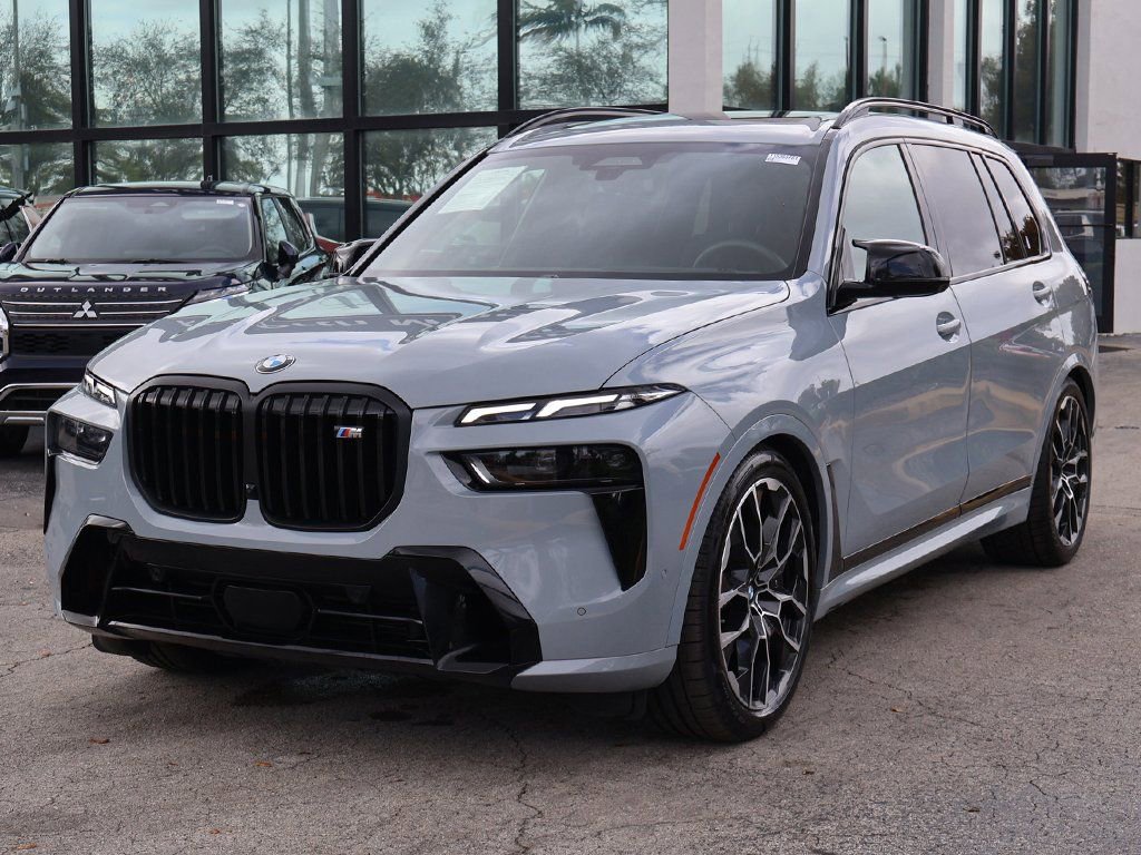 Used 2026 BMW X7 M60i image 12