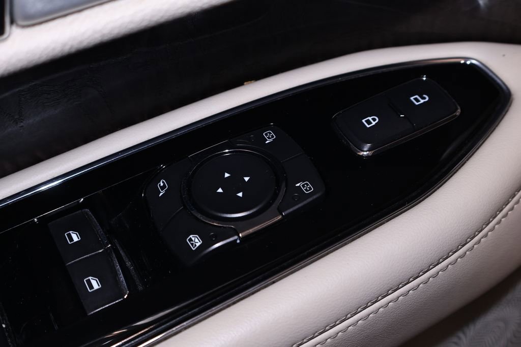 Used 2020 Lincoln Navigator L Reserve w/ Luxury Package AWD/4WD image 7
