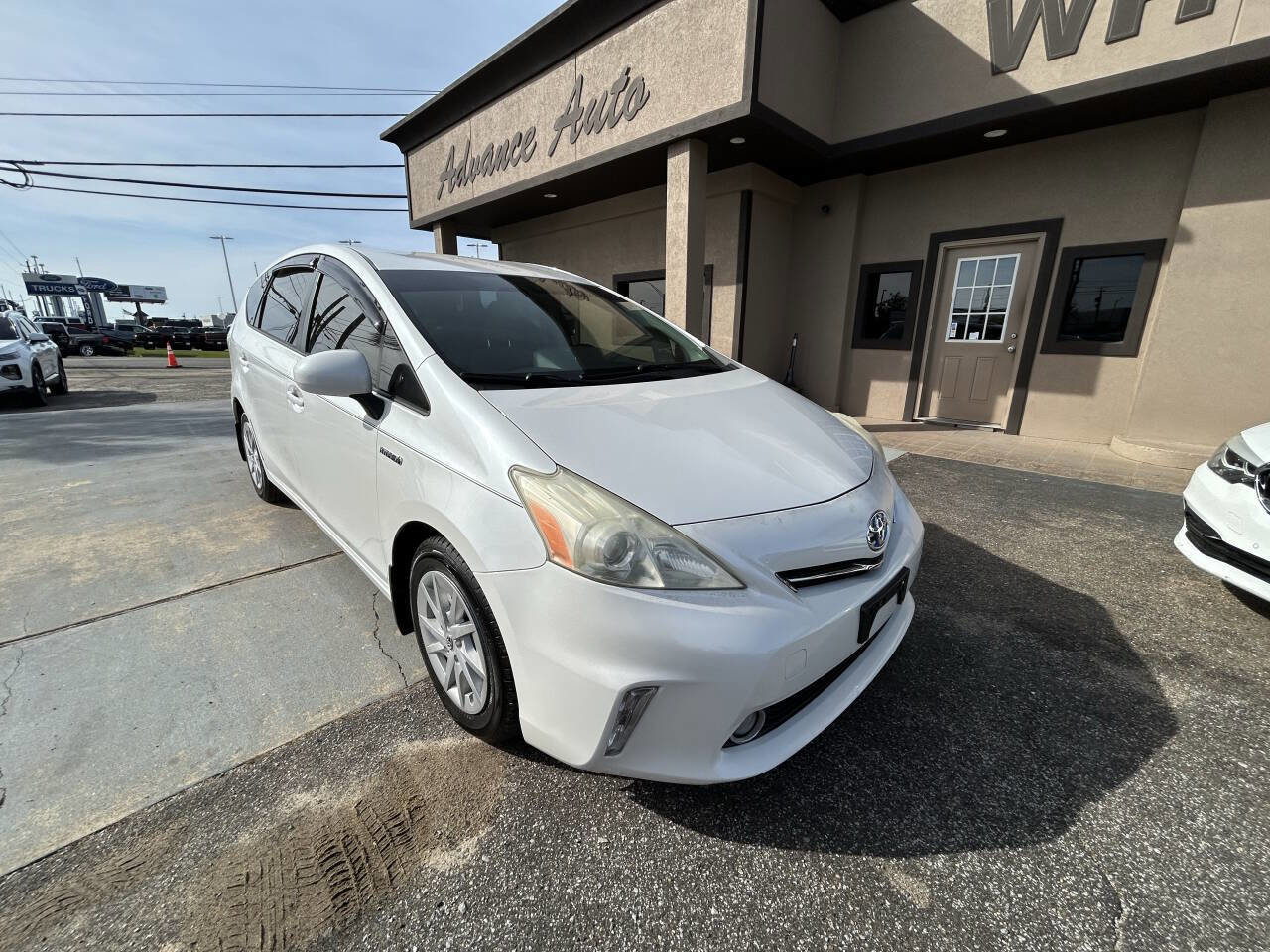 Used 2014 Toyota Prius V Three FWD image 6
