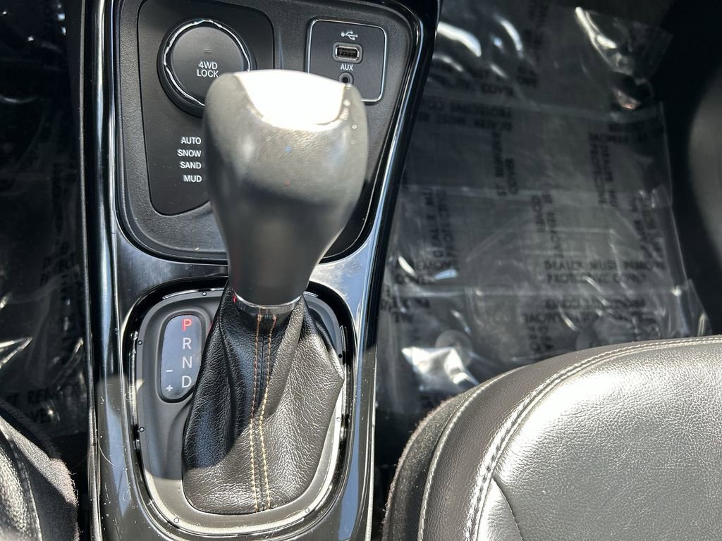 Used 2018 Jeep Compass Limited w/ Navigation Group AWD/4WD image 20