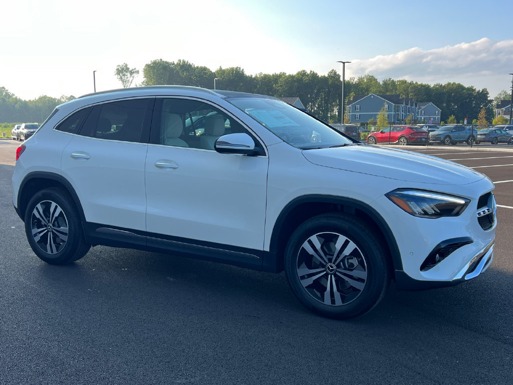 New 2026 Mercedes-Benz GLA 250 4MATIC image 2
