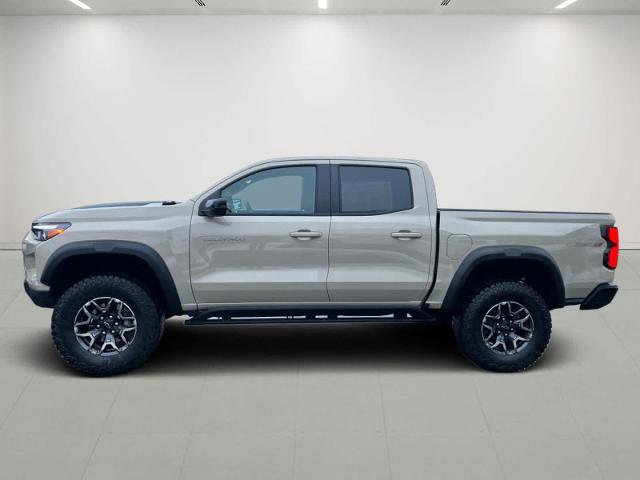 Used 2024 Chevrolet Colorado ZR2 w/ Safety Package image 3