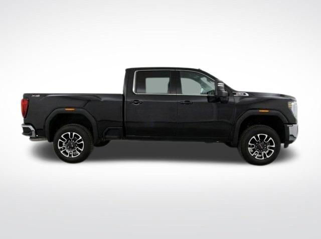 New 2026 GMC Sierra 2500 SLE image 3