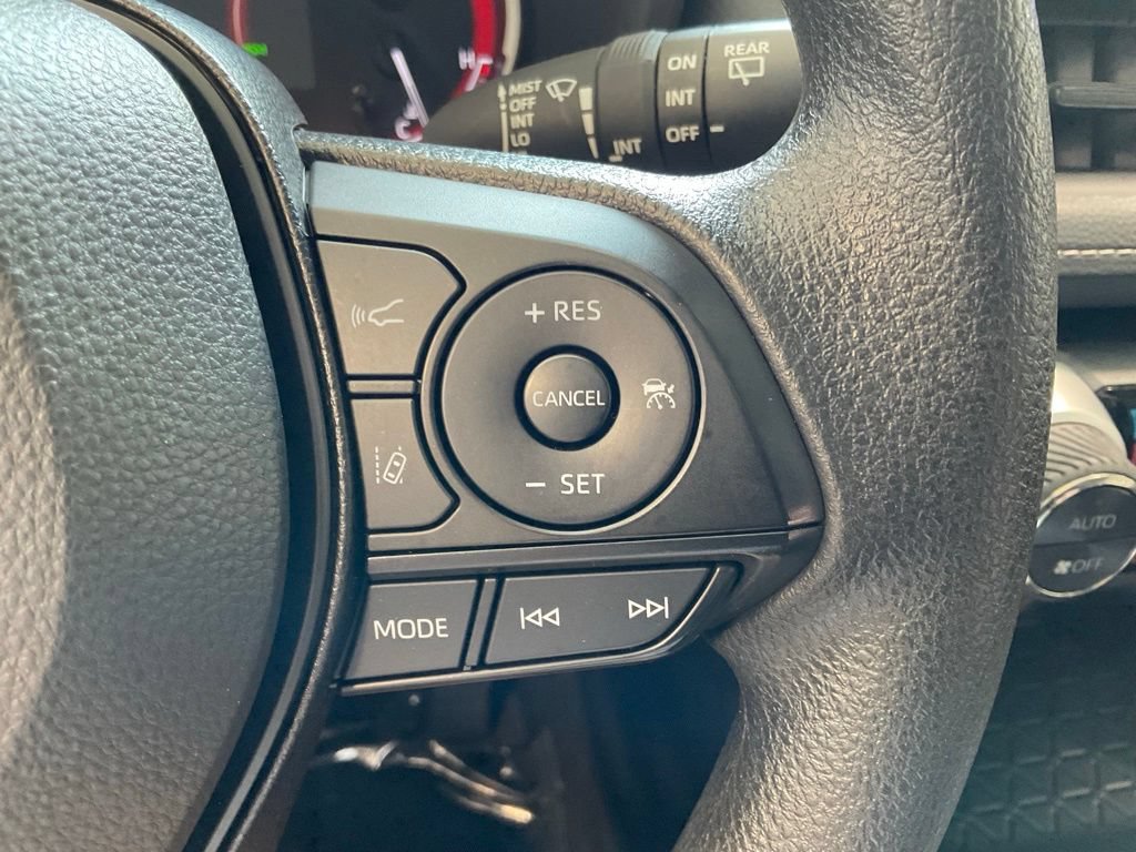 Certified 2025 Toyota RAV4 XLE FWD image 12