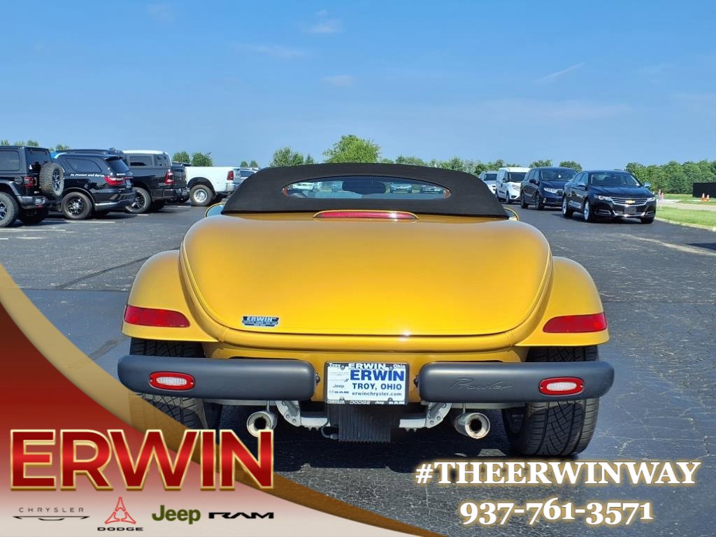 Used 2002 Chrysler Prowler RWD image 12