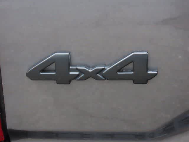 Used 2023 Toyota Tacoma SR5 image 9