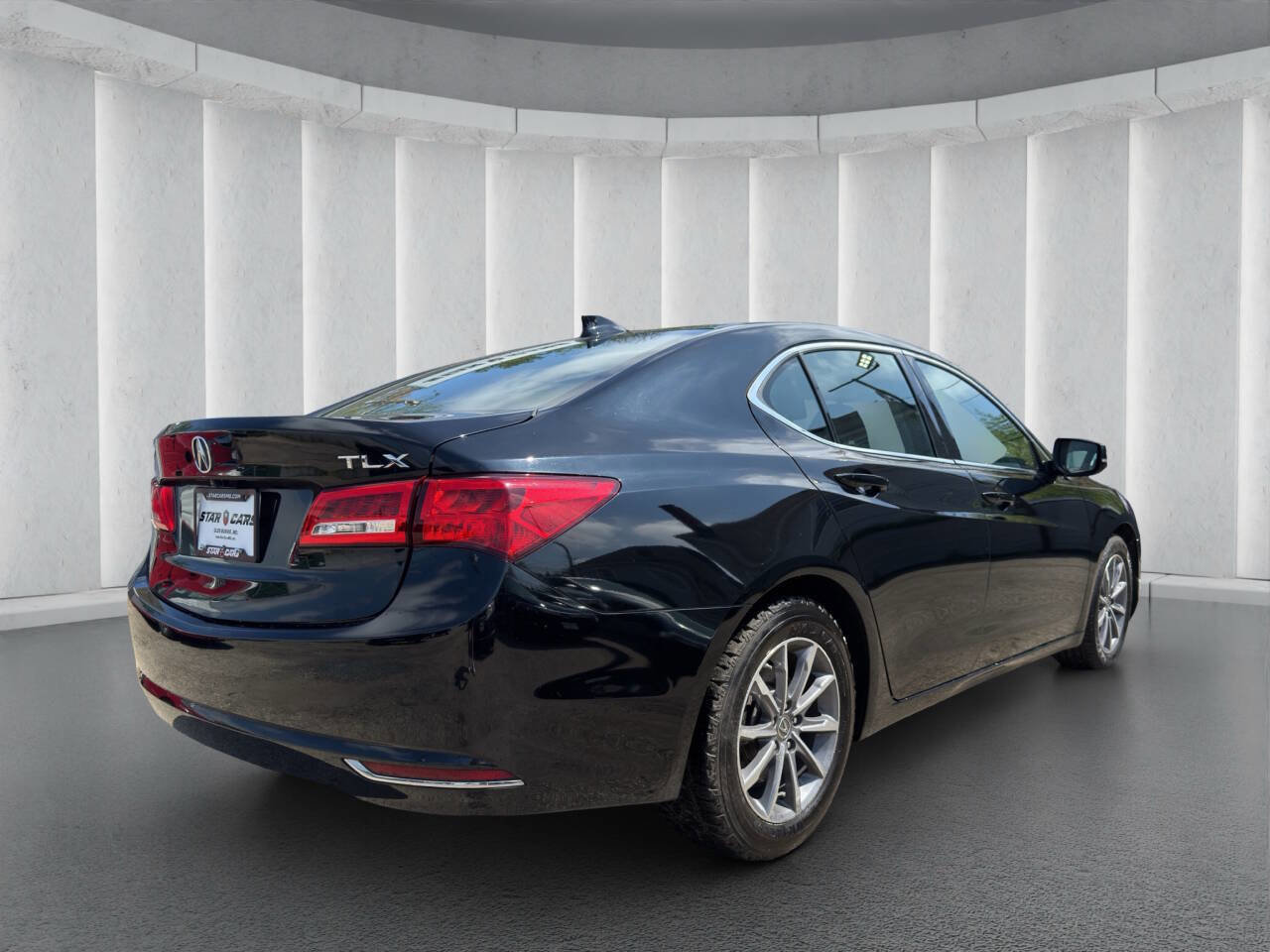 Used 2019 Acura TLX FWD image 5