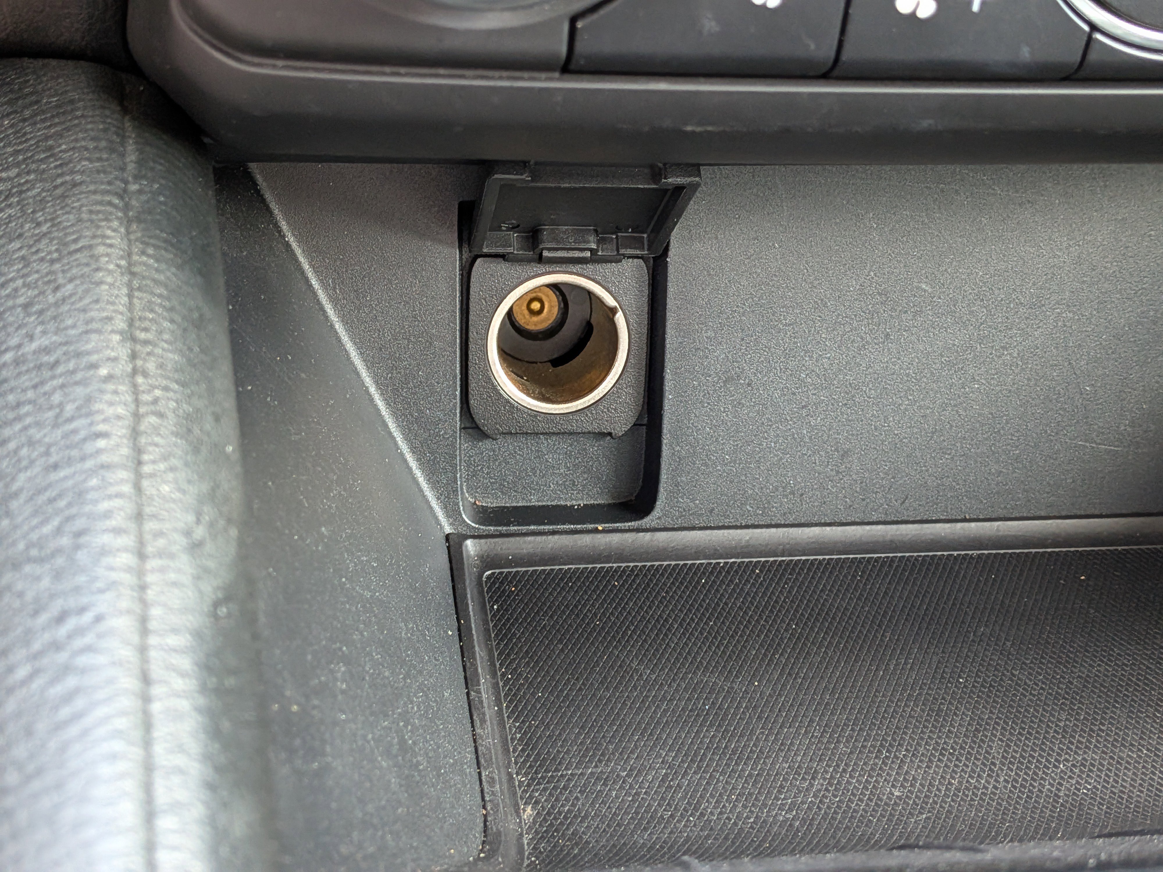 Used 2017 MAZDA CX-5 Touring w/ Preferred Equipment Package image 32