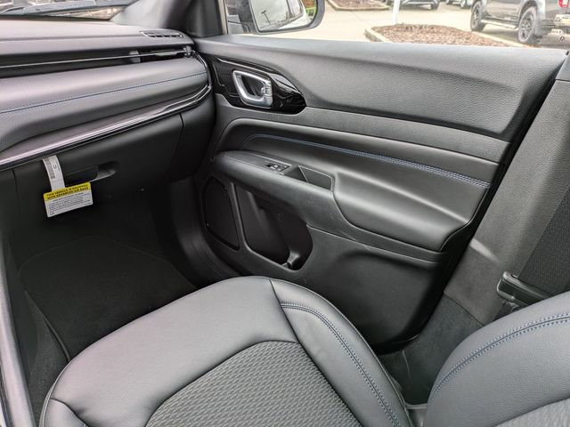 New 2026 Jeep Compass Latitude AWD/4WD image 18