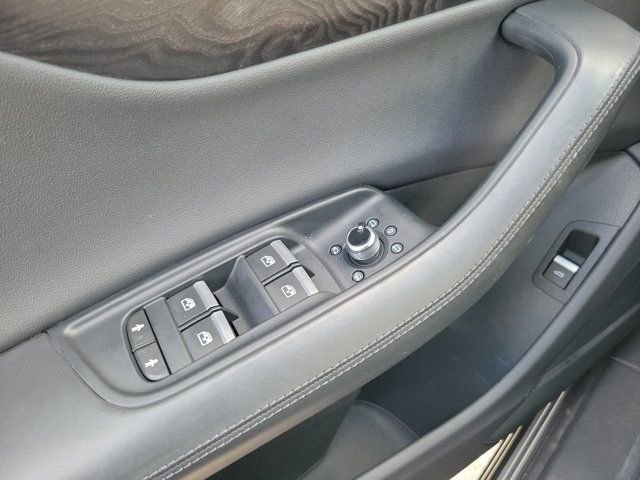 Used 2021 Audi Q7 3.0T Premium Plus w/ Executive Package image 19