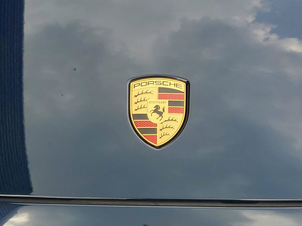 Certified 2025 Porsche Cayenne Coupe image 28