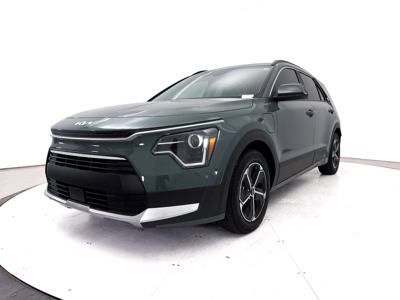 Certified 2023 Kia Niro EX FWD image 14