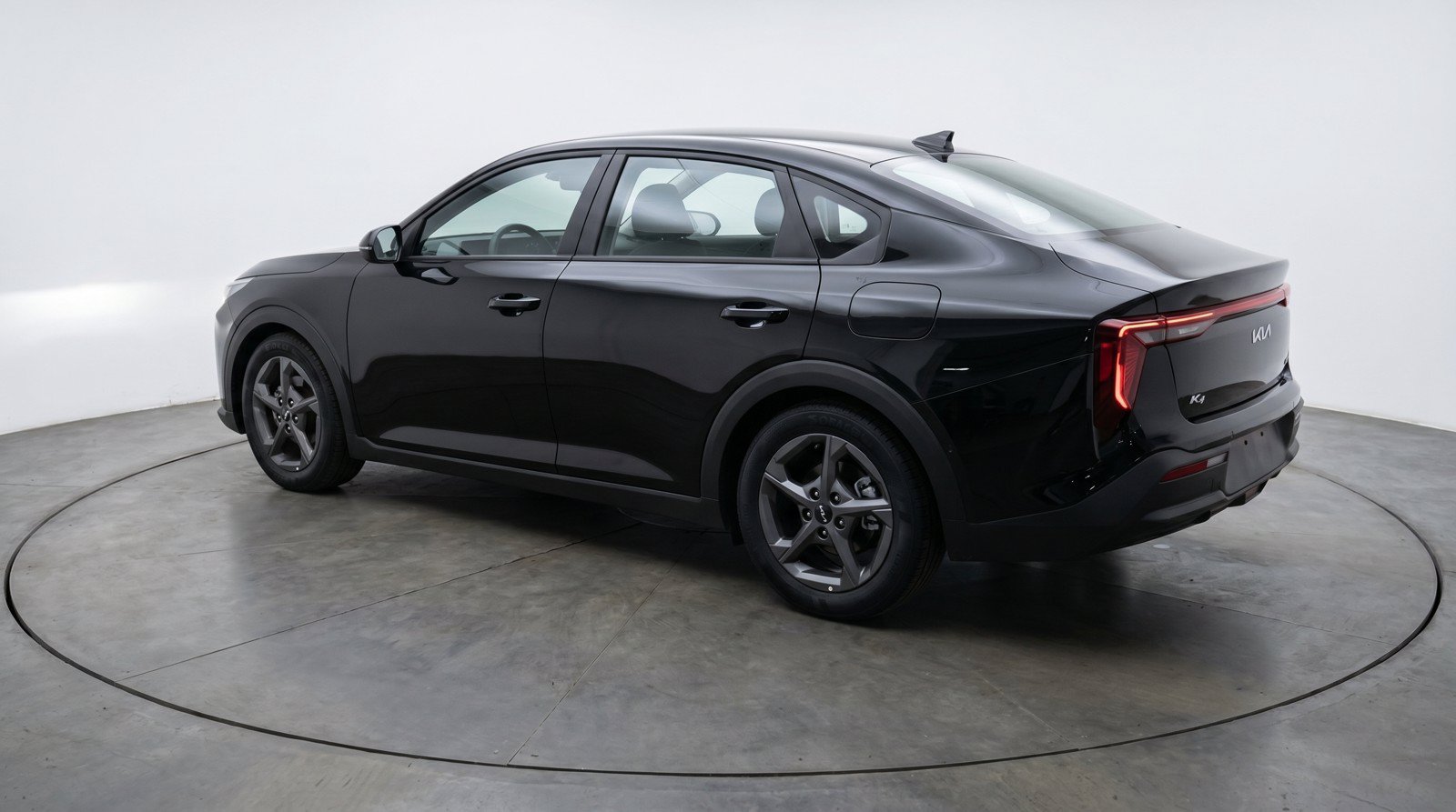 Used 2025 Kia K4 FWD image 6