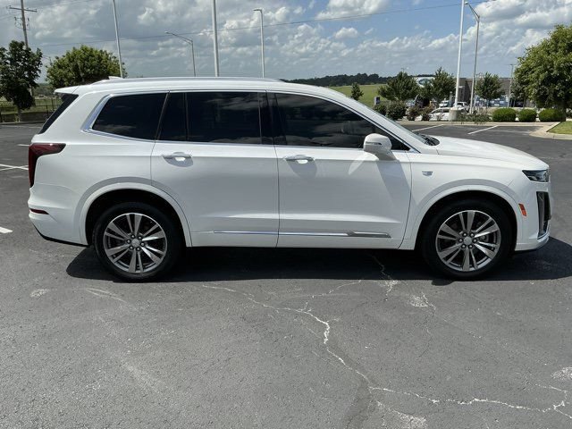 Used 2020 Cadillac XT6 Premium Luxury AWD/4WD image 2