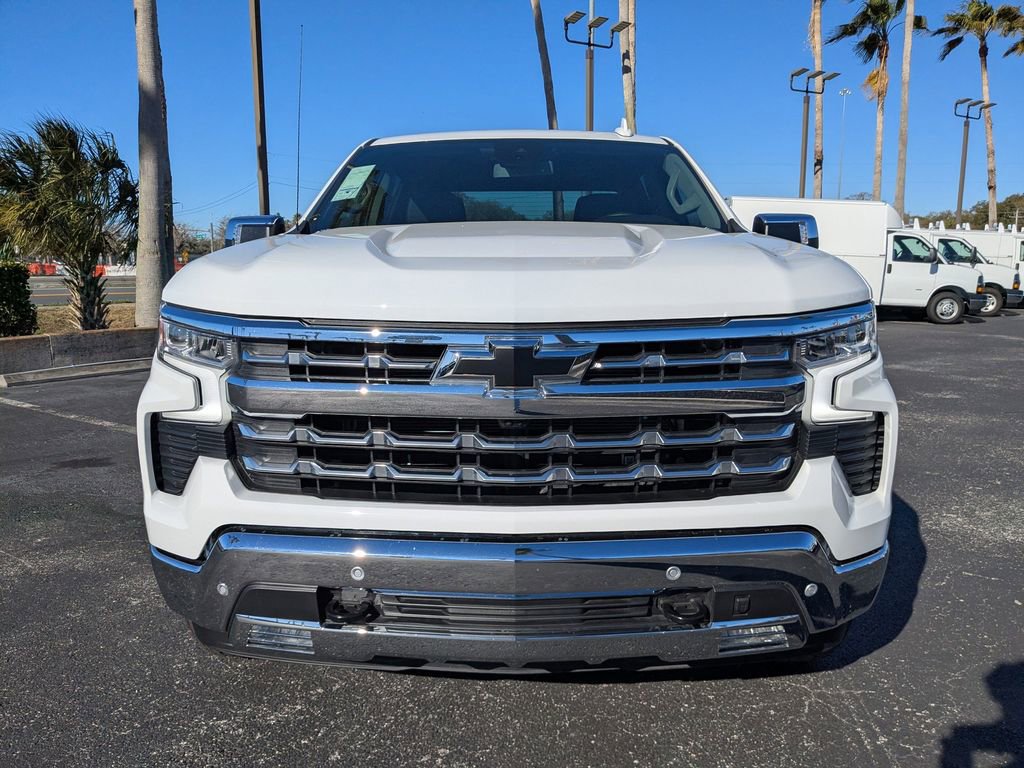 Used 2025 Chevrolet Silverado 1500 LTZ image 9