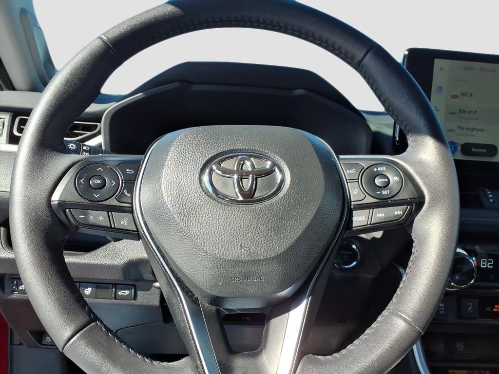 Used 2024 Toyota RAV4 XLE Premium image 28