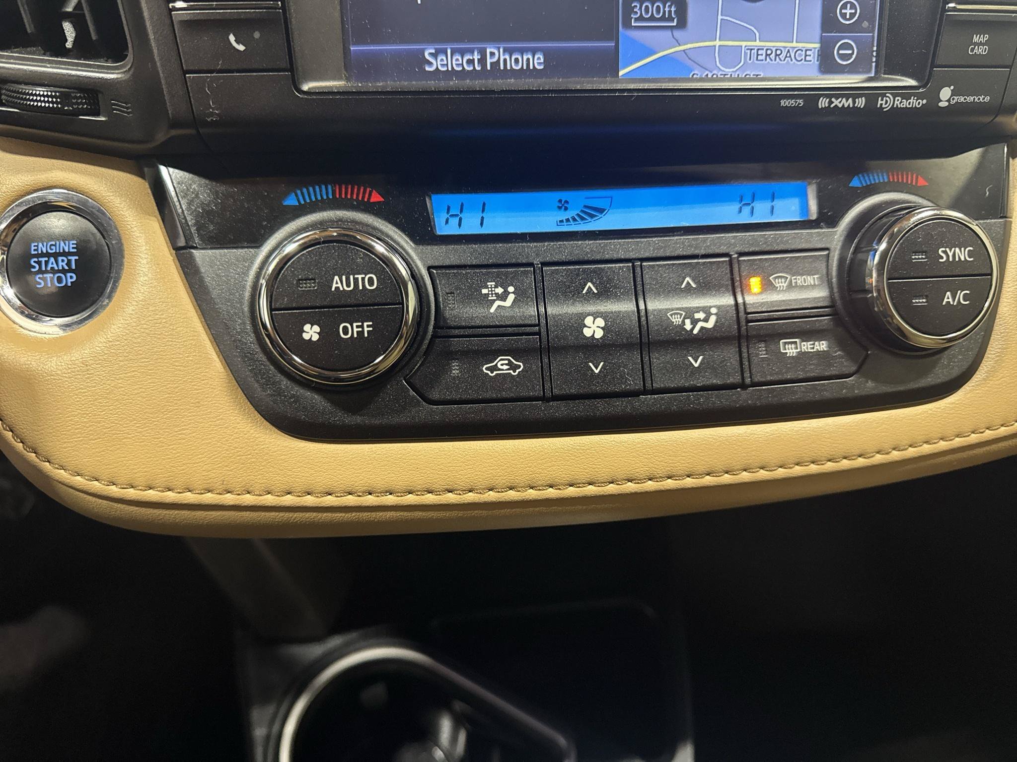 Used 2017 Toyota RAV4 XLE FWD image 18