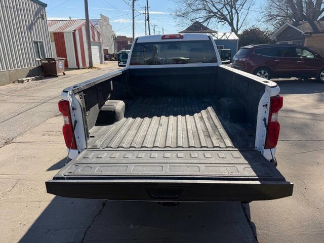 Used 2025 Chevrolet Silverado 2500 W/T w/ WT Convenience Package image 6