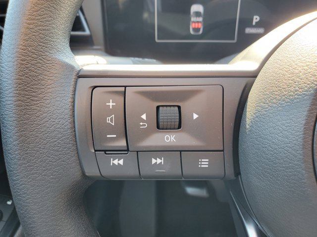 New 2025 Nissan Kicks SV image 17