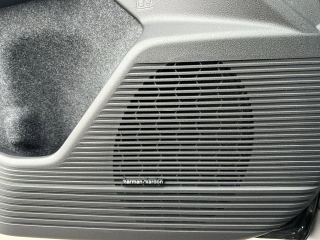 New 2026 Subaru Outback Touring image 27