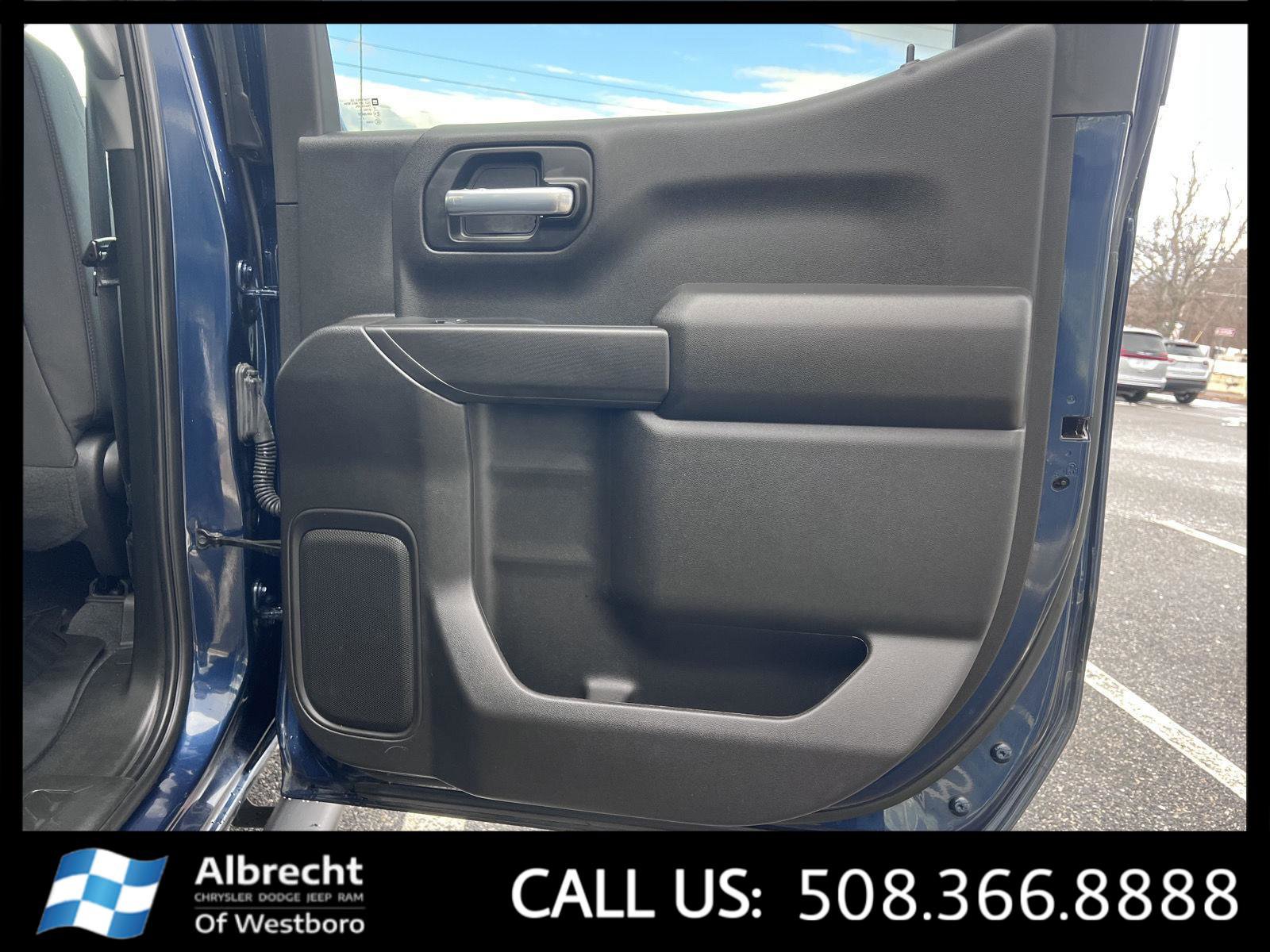 Used 2023 Chevrolet Silverado 1500 Custom Trail Boss image 18