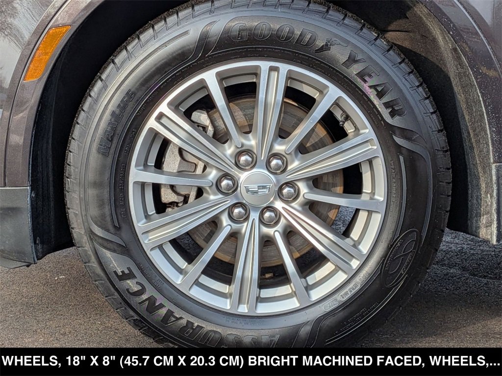 Used 2018 Cadillac XT5 Luxury w/ Driver Awareness Package image 19