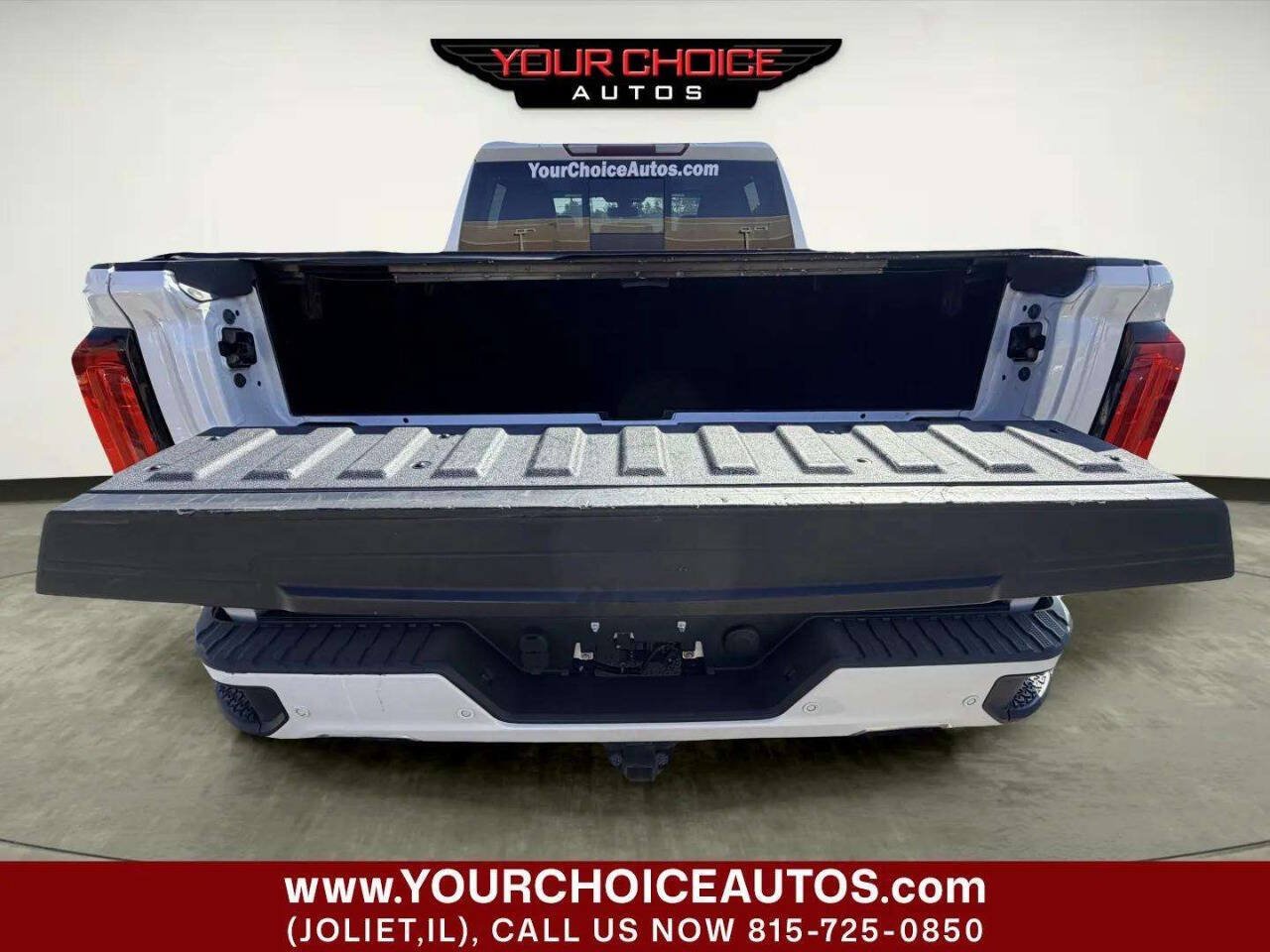 Used 2019 GMC Sierra 1500 Denali w/ Driver Alert Package II AWD/4WD image 6