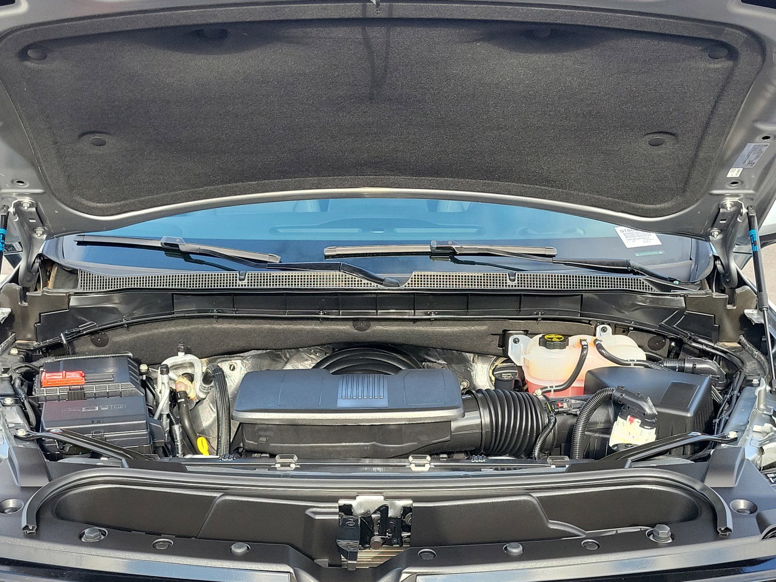 Used 2024 Chevrolet Tahoe LS RWD image 31