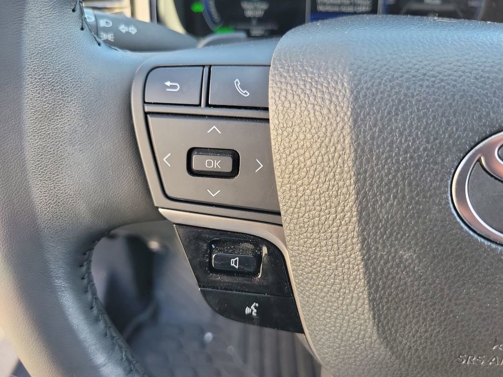 Used 2025 Toyota Camry XSE image 23