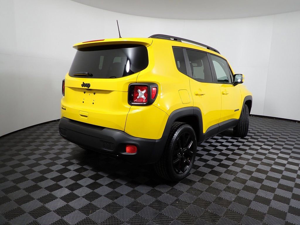 Used 2018 Jeep Renegade Altitude image 15