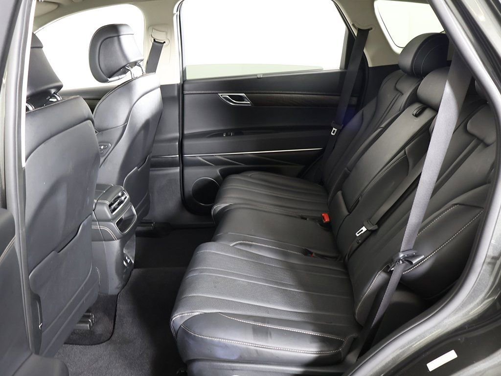 Used 2024 Genesis GV80 2.5T image 33