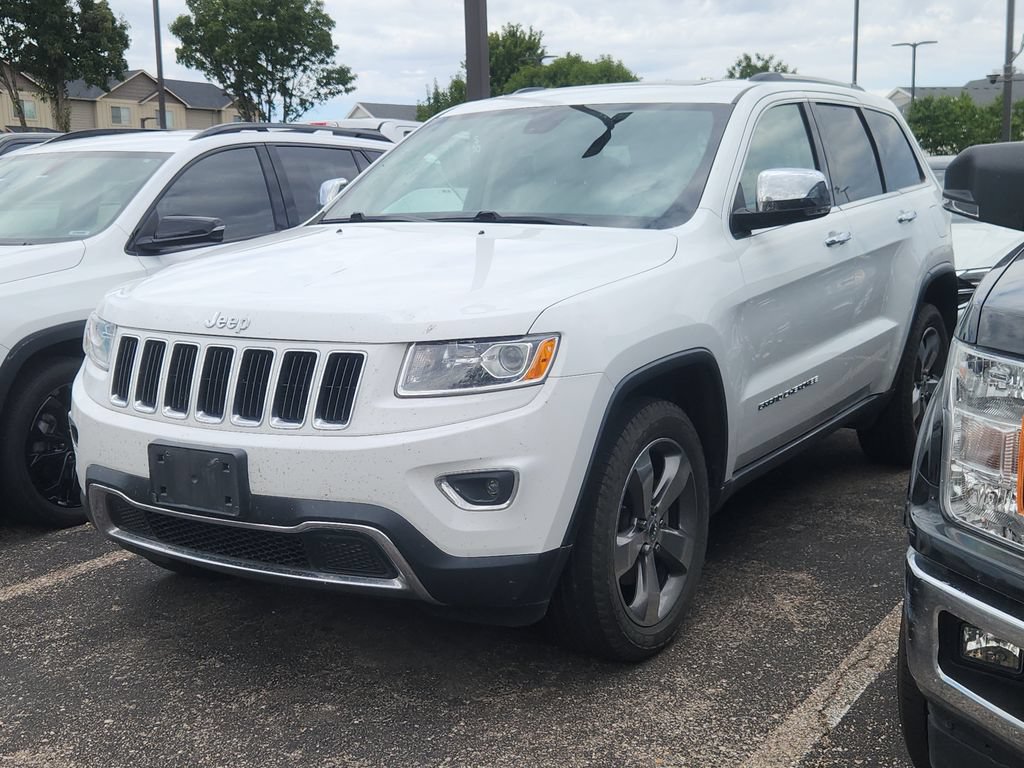 Used 2015 Jeep Grand Cherokee Limited w/ Trailer Tow Group IV AWD/4WD image 3