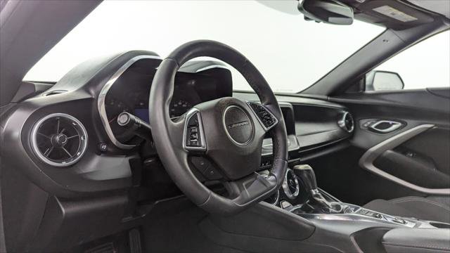 Used 2020 Chevrolet Camaro LT image 18