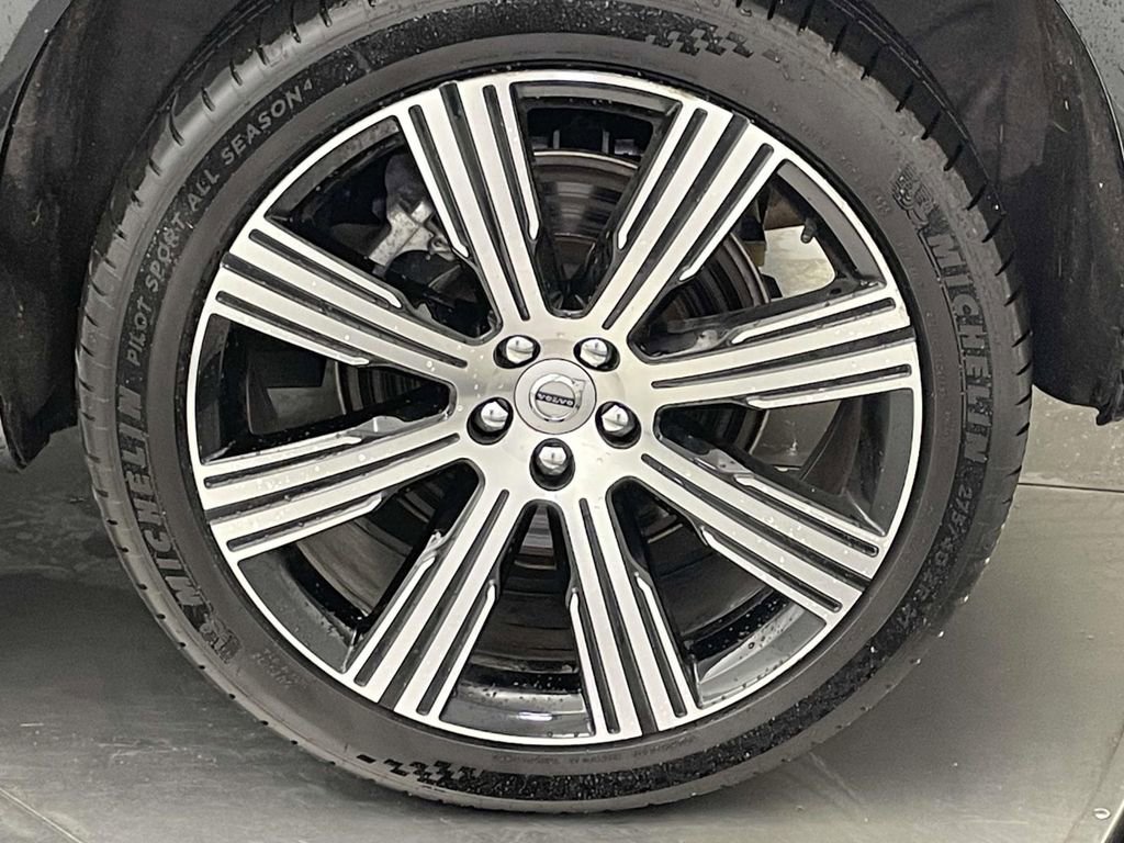 Used 2024 Volvo XC90 T8 Ultimate w/ Protection Package Premier AWD/4WD image 12