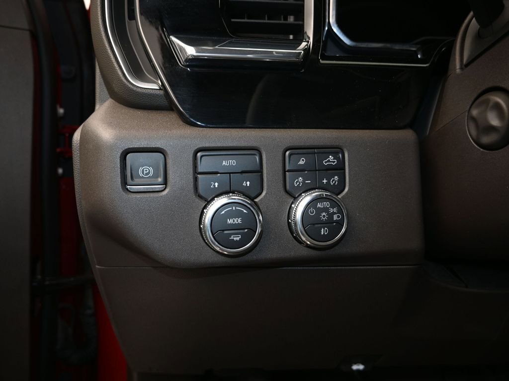 Certified 2024 GMC Sierra 1500 SLT w/ SLT Premium Plus Package AWD/4WD image 13