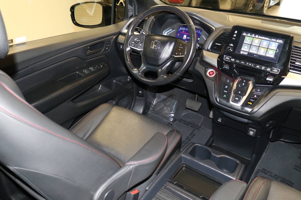 Used 2024 Honda Odyssey Sport image 18