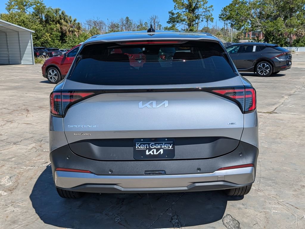 Certified 2026 Kia Sportage LX FWD image 7