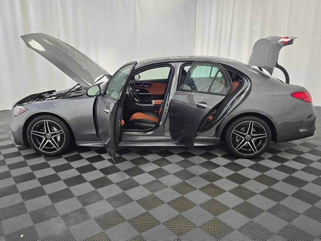 Used 2024 Mercedes-Benz C 300 4MATIC Sedan image 12