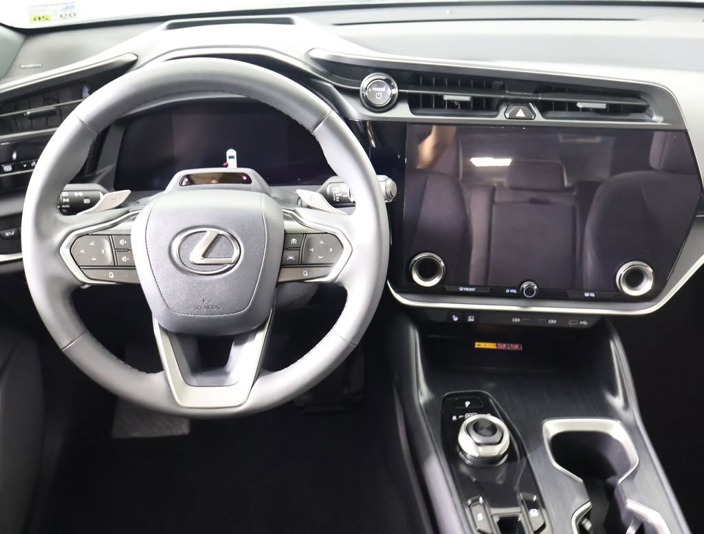 Used 2024 Lexus RZ 450e Premium image 8