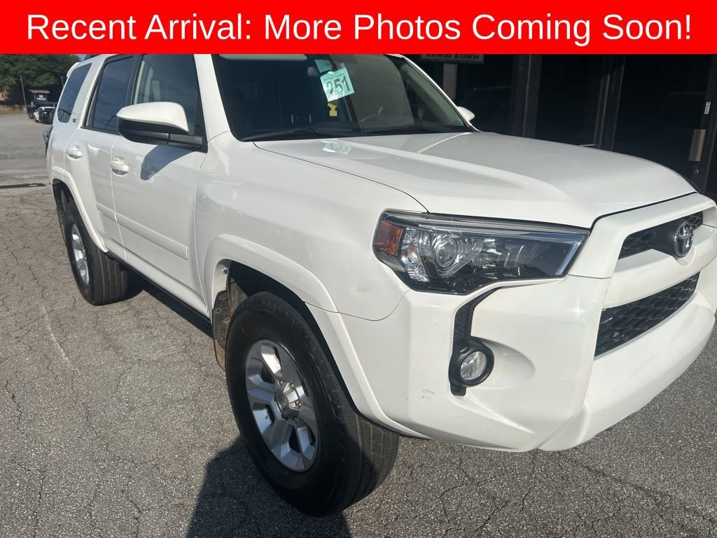 Certified 2019 Toyota 4Runner SR5 AWD/4WD image 2
