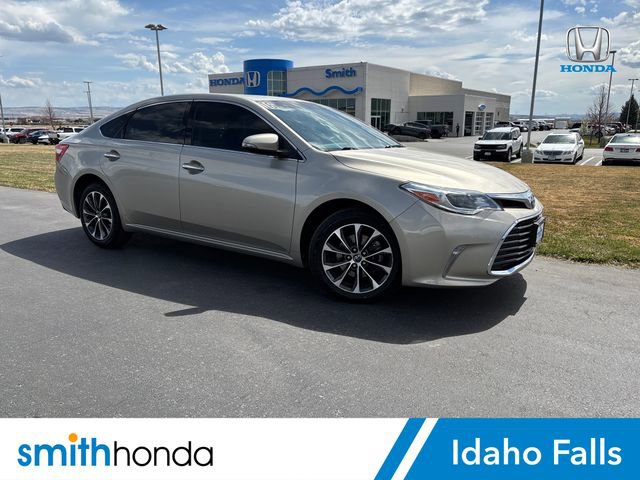 Used 2016 Toyota Avalon XLE Plus FWD image 1