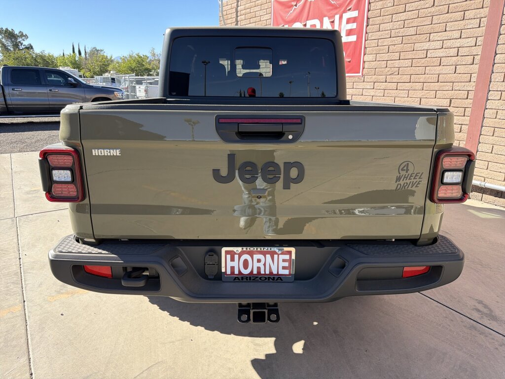 New 2025 Jeep Gladiator Willys image 4