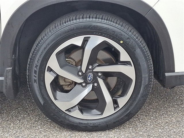 Used 2022 Subaru Forester Touring image 8